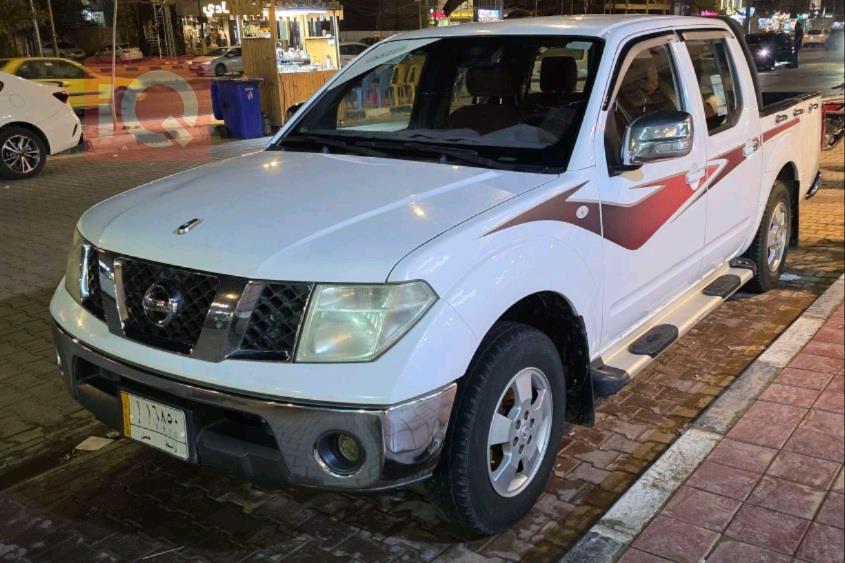 نیسان نەڤارا